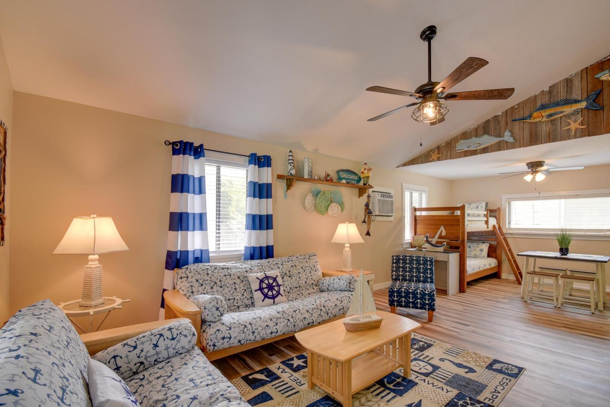 Ocean Isle Apartment With Balcony, 1 Mi To Beach! Ocean Isle Beach Eksteriør billede
