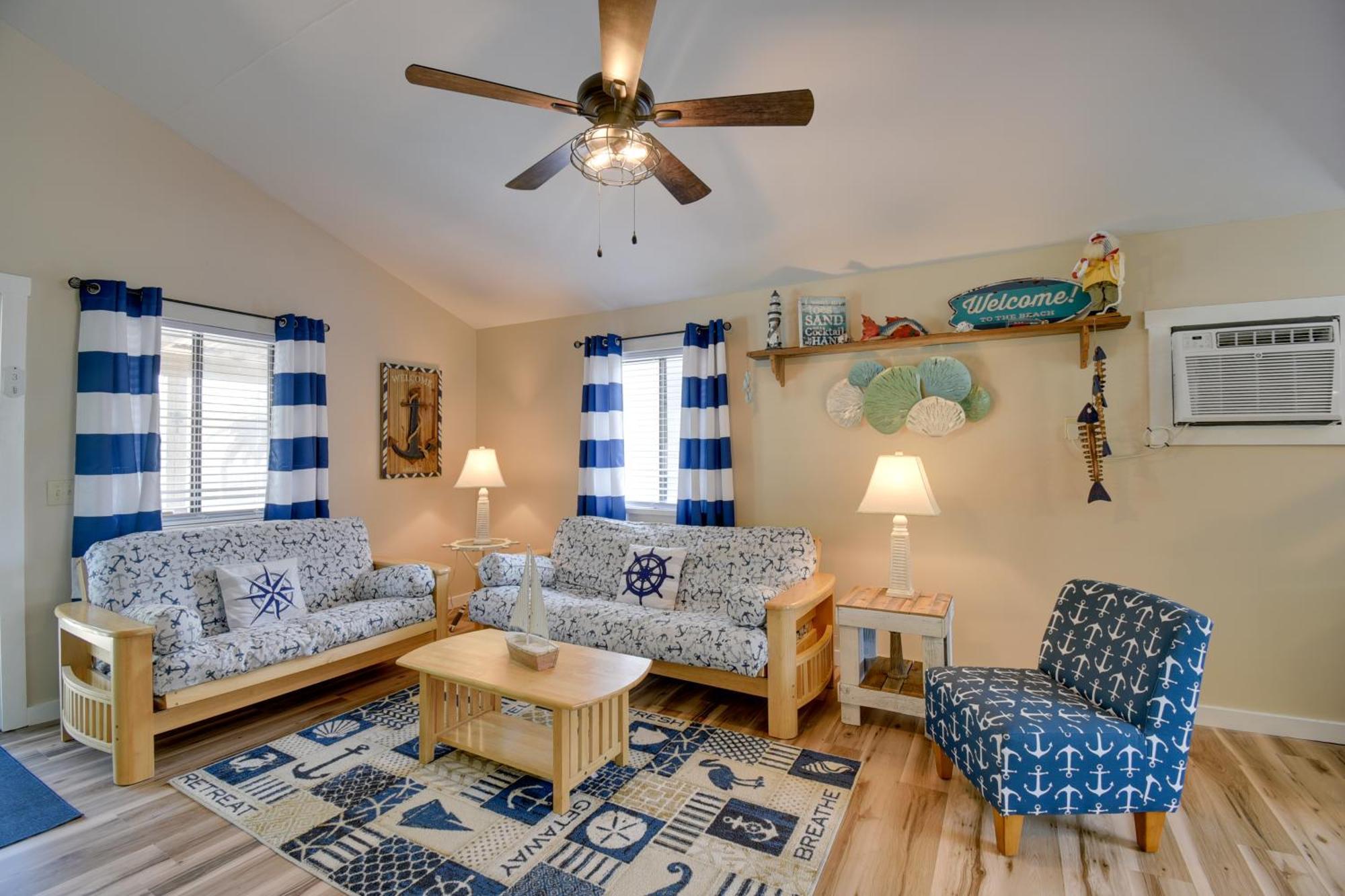Ocean Isle Apartment With Balcony, 1 Mi To Beach! Ocean Isle Beach Eksteriør billede
